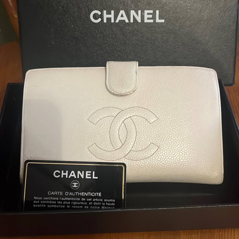 Chanel authentic wallet